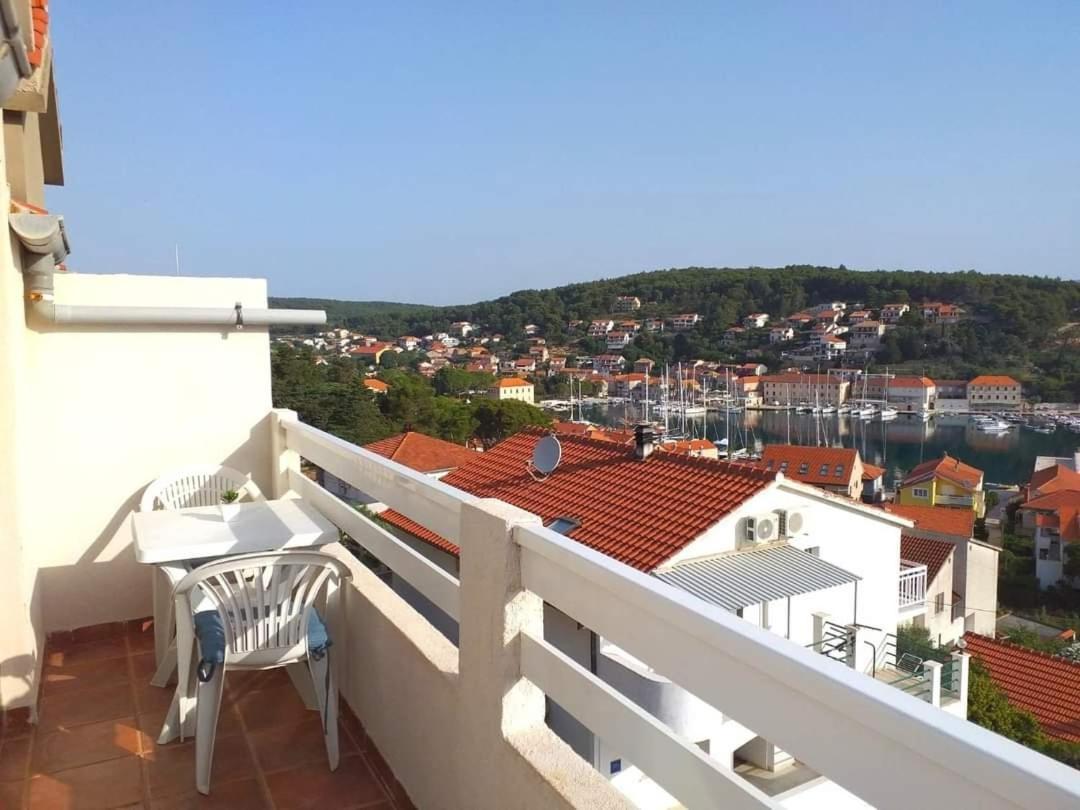 Apartments With A Parking Space Jelsa, Hvar - 8746 Jelsa  Εξωτερικό φωτογραφία